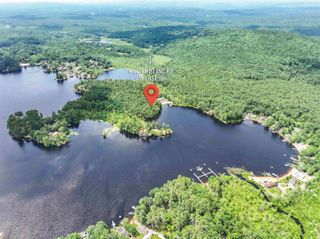 4 Clark Island Road, Amherst, NH 03031