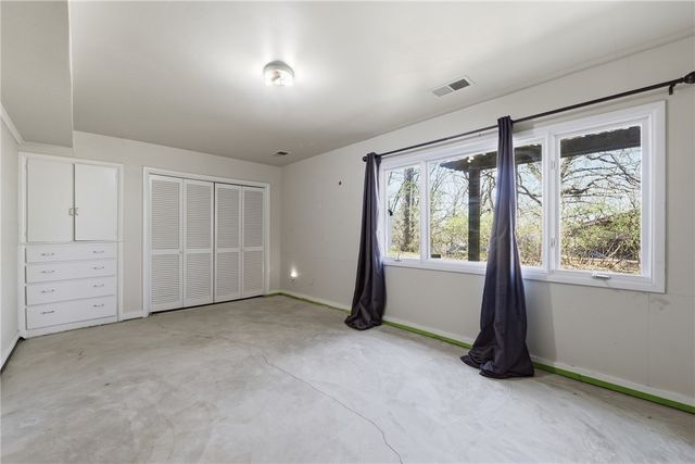 1710 E Hammond Street, Fayetteville, AR 72701