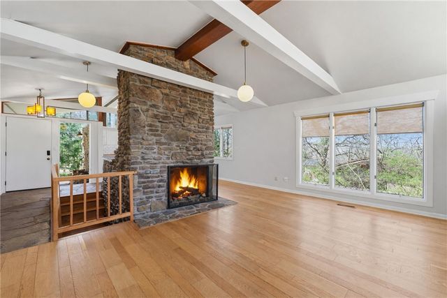 1710 E Hammond Street, Fayetteville, AR 72701