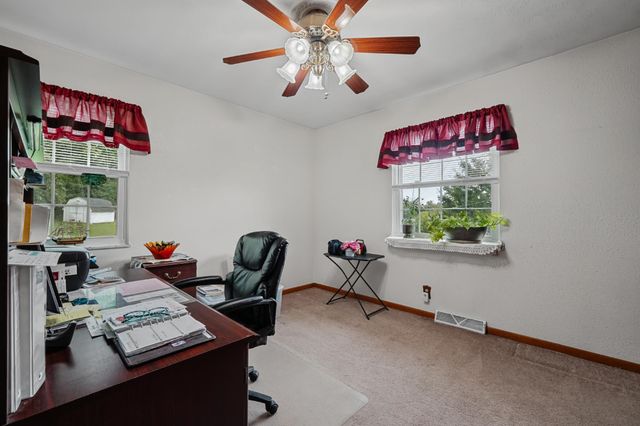 3788 Green Valley Road, Huntington, WV 25701