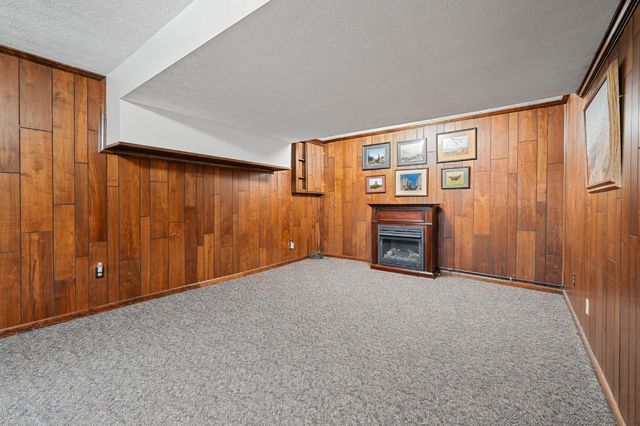 3788 Green Valley Road, Huntington, WV 25701