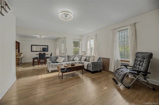 4971 Henry Hudson Parkway W 4971, Bronx, NY 10471