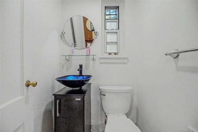 4971 Henry Hudson Parkway W 4971, Bronx, NY 10471