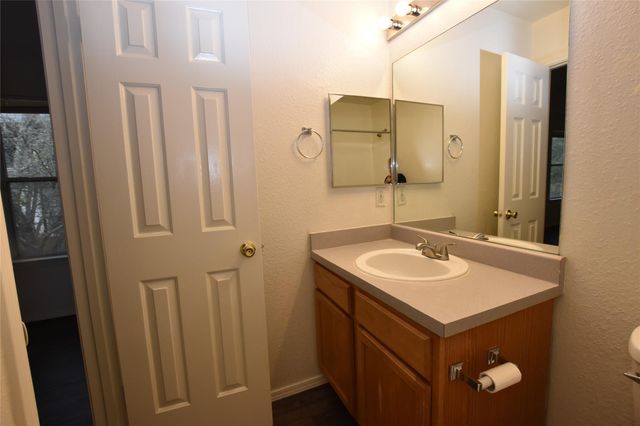 921 Sagewood TRL 921, San Marcos, TX 78666