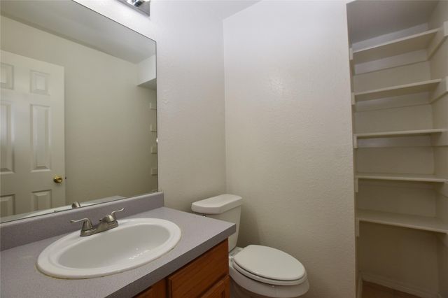 921 Sagewood TRL 921, San Marcos, TX 78666