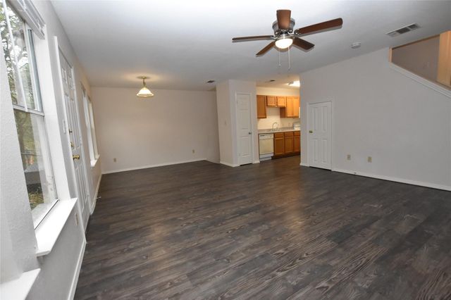 921 Sagewood TRL 921, San Marcos, TX 78666