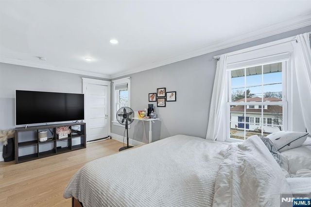 11 Thiem Avenue, Rochelle Park, NJ 07662