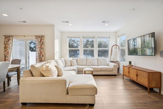 7150 Walnut Grove Lane N, Maple Grove, MN 55311