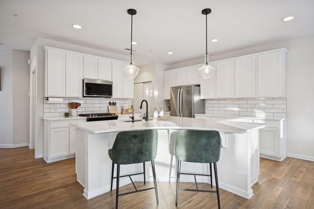 7150 Walnut Grove Lane N, Maple Grove, MN 55311