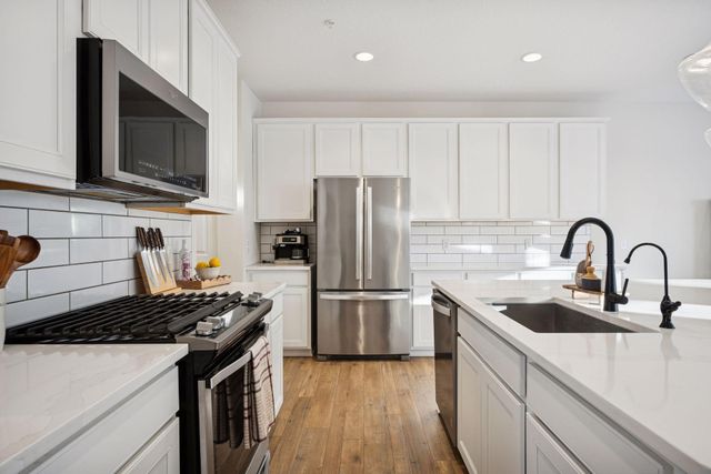 7150 Walnut Grove Lane N, Maple Grove, MN 55311