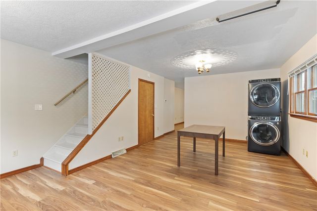 703 Washington Ave, Charleroi Boro, PA 15022