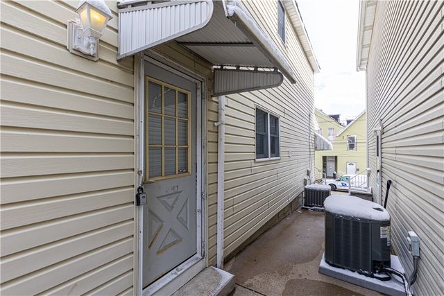 703 Washington Ave, Charleroi Boro, PA 15022