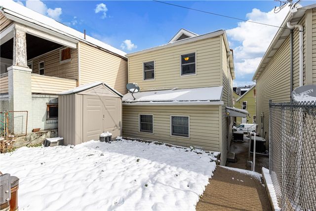 703 Washington Ave, Charleroi Boro, PA 15022