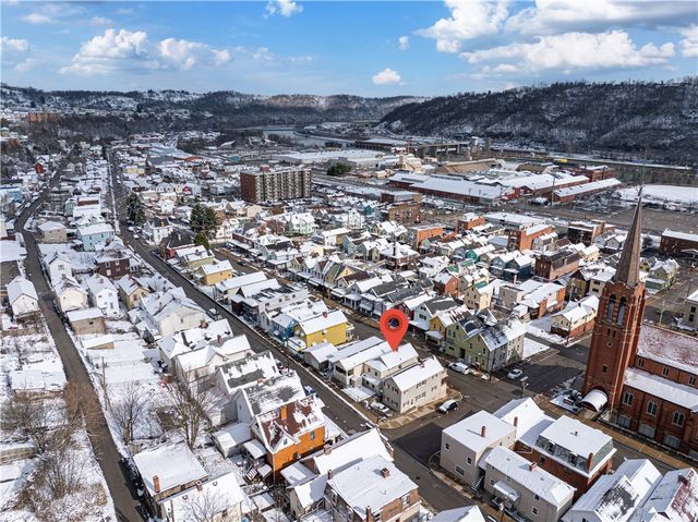 703 Washington Ave, Charleroi Boro, PA 15022