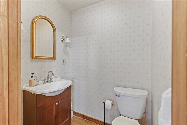 703 Washington Ave, Charleroi Boro, PA 15022