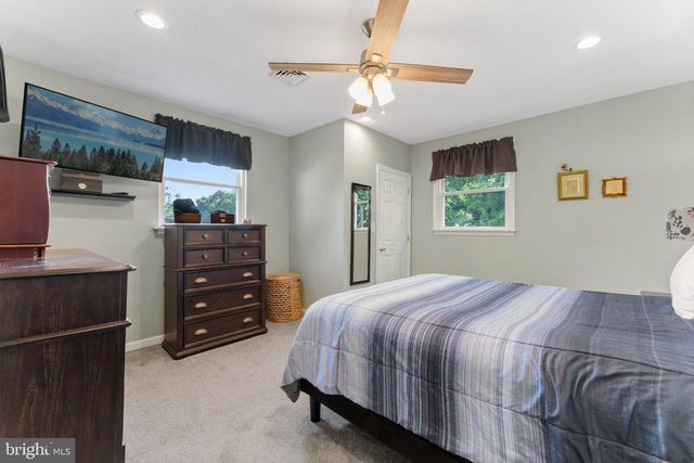 1748 LARKIN RD, Upper Chichester, PA 19061