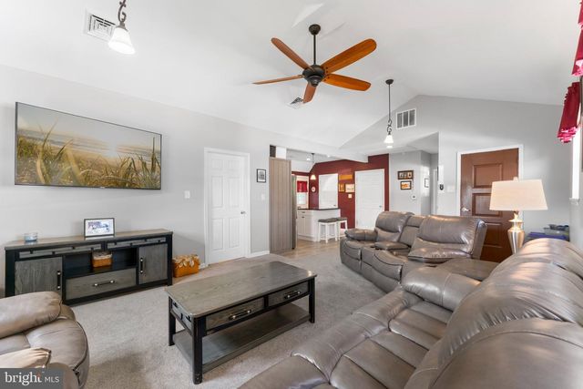 1748 LARKIN RD, Upper Chichester, PA 19061