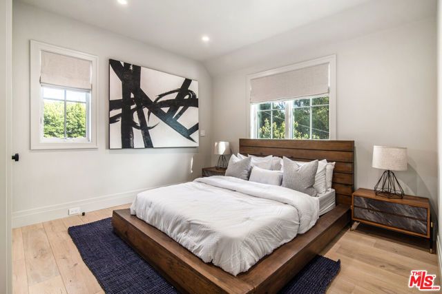 4210 Bellaire Avenue, Los Angeles, CA 91604