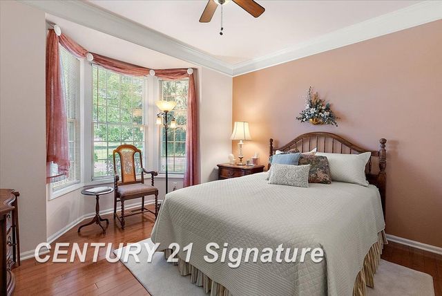966 Hollow Corners Court, Rochester, MI 48307