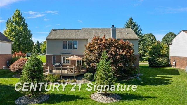 966 Hollow Corners Court, Rochester, MI 48307