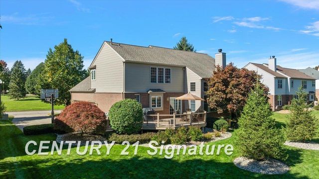 966 Hollow Corners Court, Rochester, MI 48307