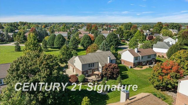 966 Hollow Corners Court, Rochester, MI 48307