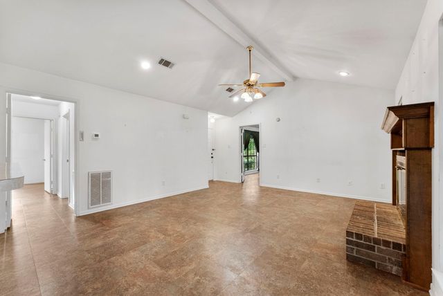 202 Sunset Boulevard, Conroe, TX 77303