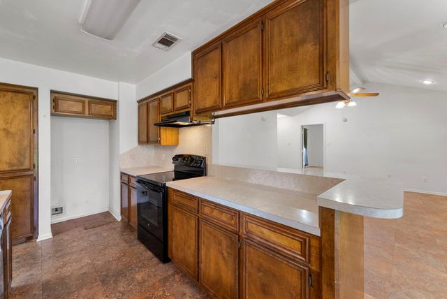 202 Sunset Boulevard, Conroe, TX 77303