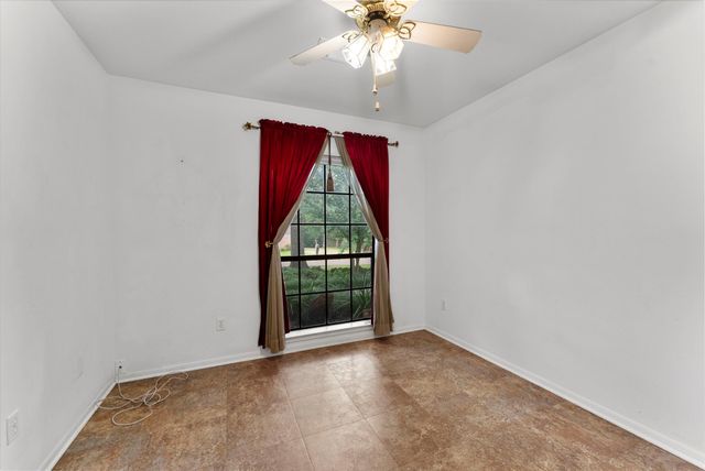 202 Sunset Boulevard, Conroe, TX 77303