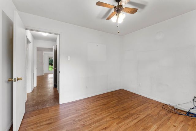202 Sunset Boulevard, Conroe, TX 77303