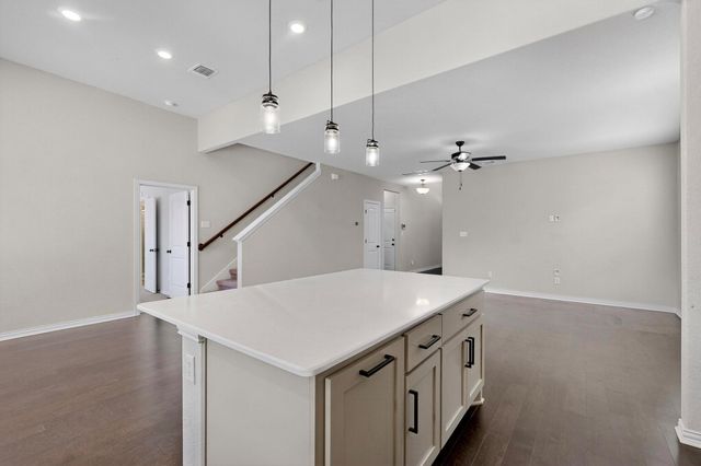 12605 Iron Bridge DR, Manchaca, TX 78652