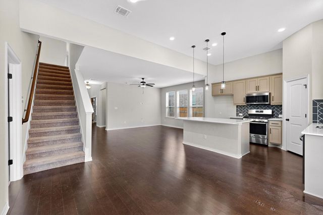 12605 Iron Bridge DR, Manchaca, TX 78652