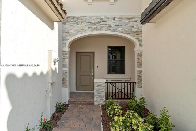 24643 SW 119th Ct 24643, Homestead, FL 33032