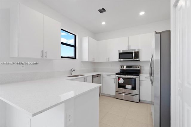 24643 SW 119th Ct 24643, Homestead, FL 33032