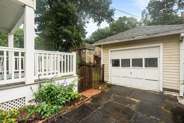 137 Belvidere Street, Springfield, MA 01108