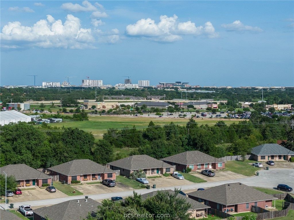 1725 Rock Hollow Loop, Bryan, TX 77807 — photo 2