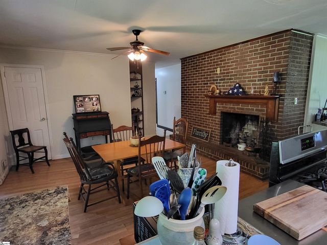 726 S Jonesville Highway, Jonesville, SC 29353