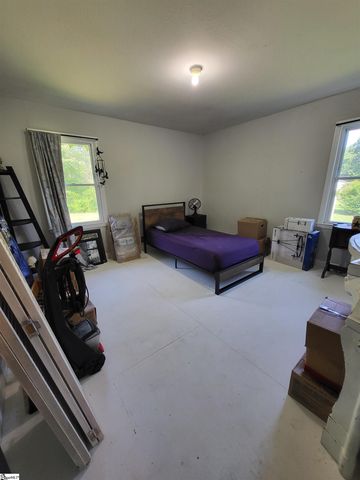 726 S Jonesville Highway, Jonesville, SC 29353