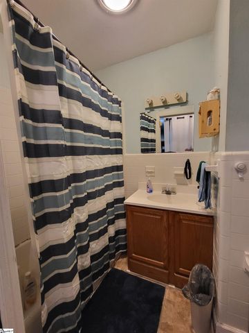 726 S Jonesville Highway, Jonesville, SC 29353
