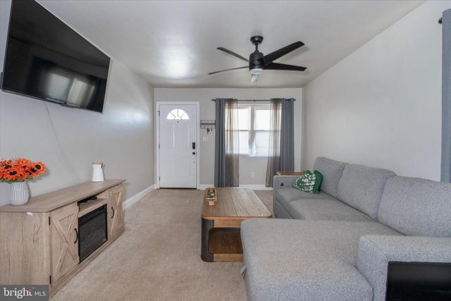 309 HAZLETT RD, New Castle, DE 19720