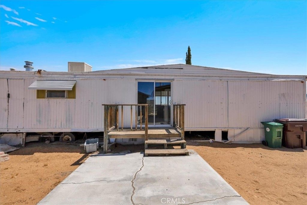 Image 13 of property listing at 60650 Winters, Landers, CA 92285