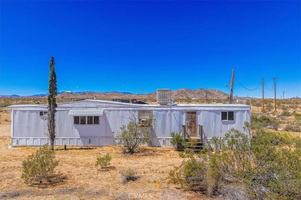 Image 27 of property listing at 60650 Winters, Landers, CA 92285