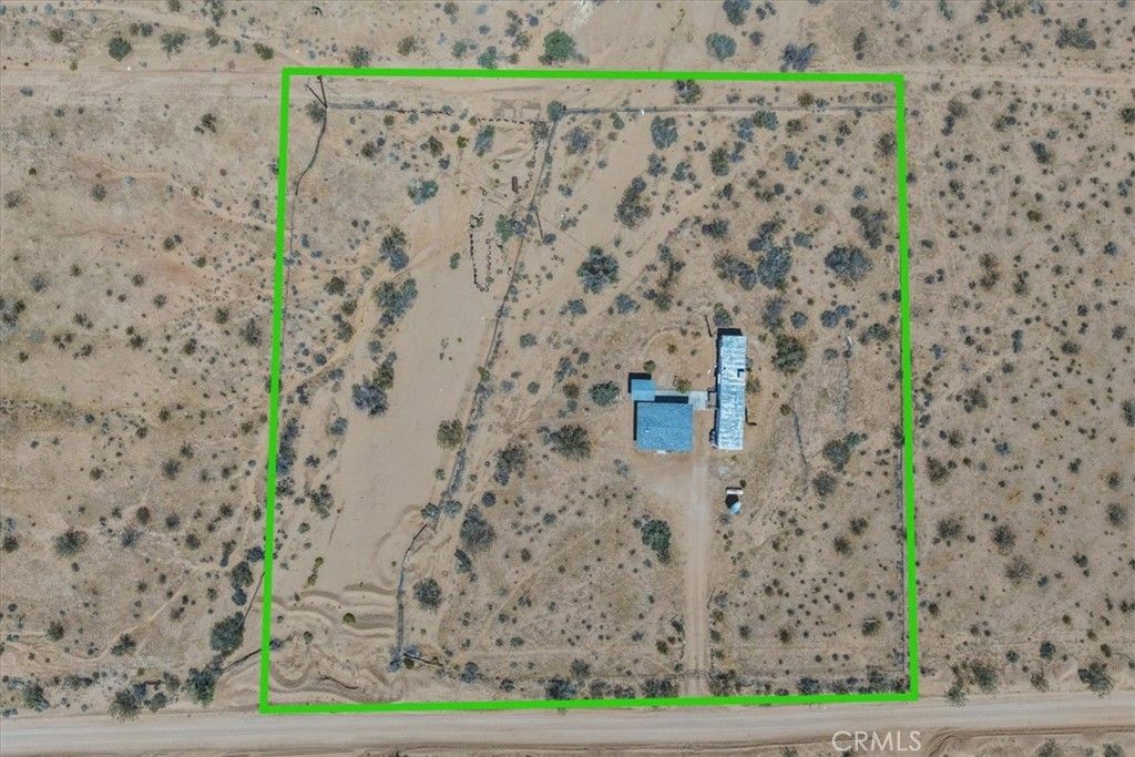 Image 34 of property listing at 60650 Winters, Landers, CA 92285