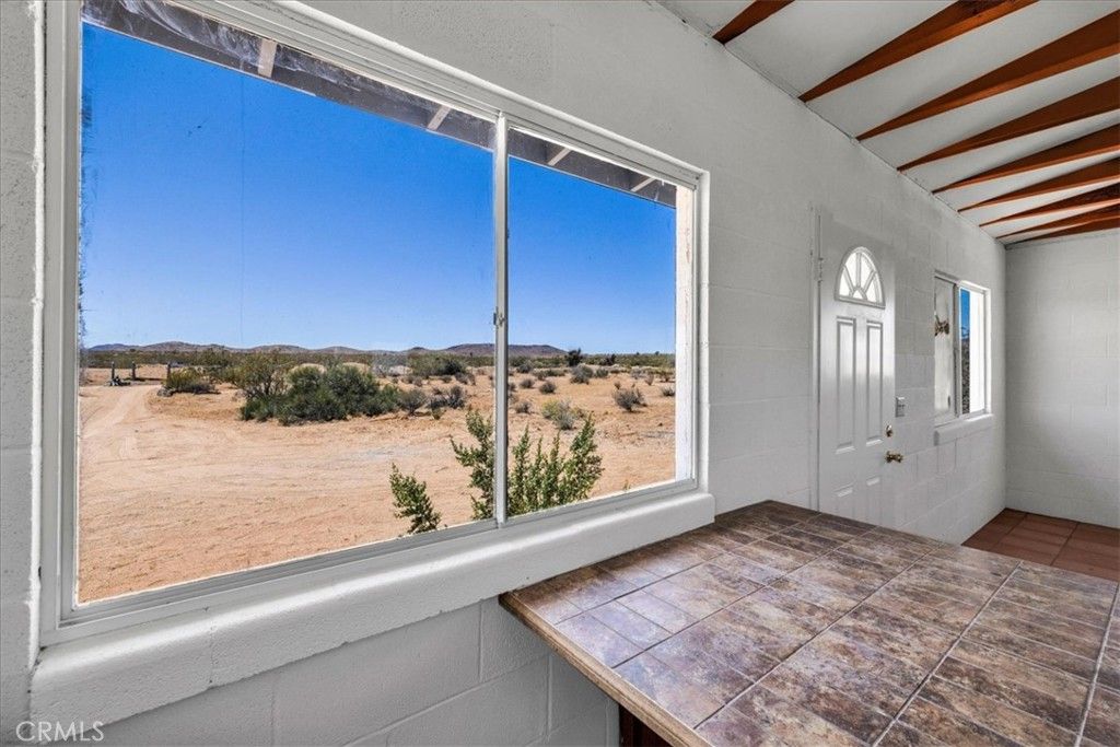 Image 6 of property listing at 60650 Winters, Landers, CA 92285