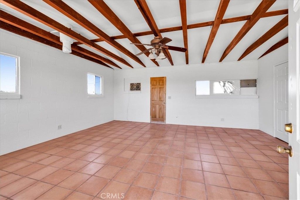 Image 7 of property listing at 60650 Winters, Landers, CA 92285