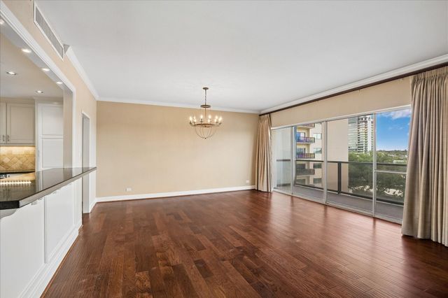 2929 Buffalo Speedway A513, Houston, TX 77098