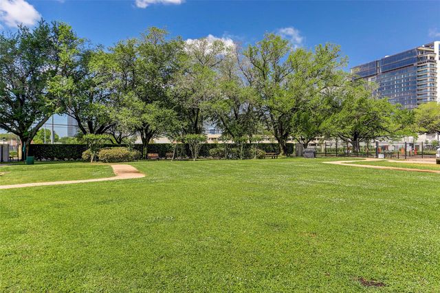 2929 Buffalo Speedway A513, Houston, TX 77098