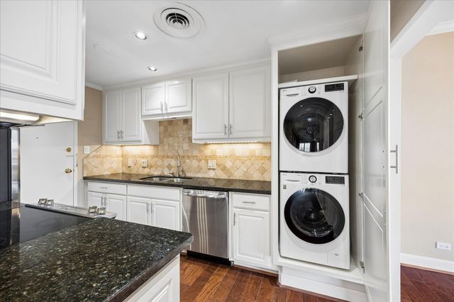 2929 Buffalo Speedway A513, Houston, TX 77098