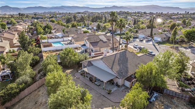 40394 Clybourne, Murrieta, CA 92562