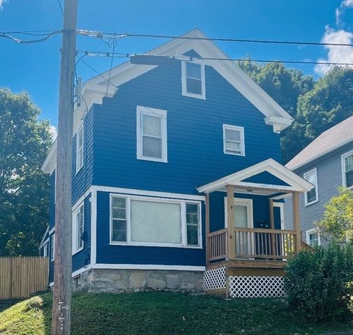 2 Valley St, Adams, MA 01220